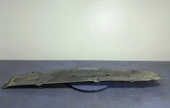 Volvo S90, V90 Front underbody cover/under tray 31383649