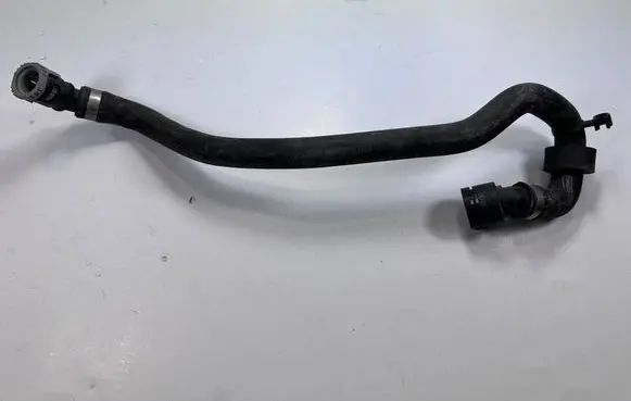 Ford Focus Water pump FV41-18K580-AG