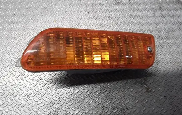 KIA Sephia Front indicator light