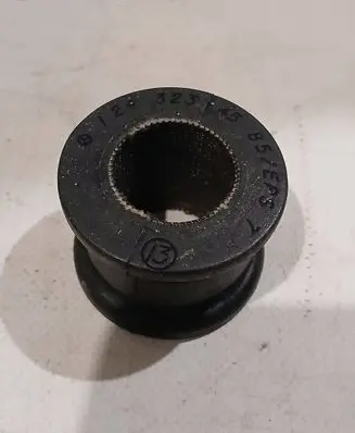 Mercedes-Benz E W124 Rear prop shaft donut coupling/joint 1243234585 A1243234585