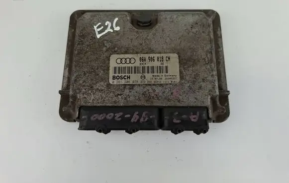 Audi A3 S3 8P Engine control unit/module 06A906018CN 0261206078