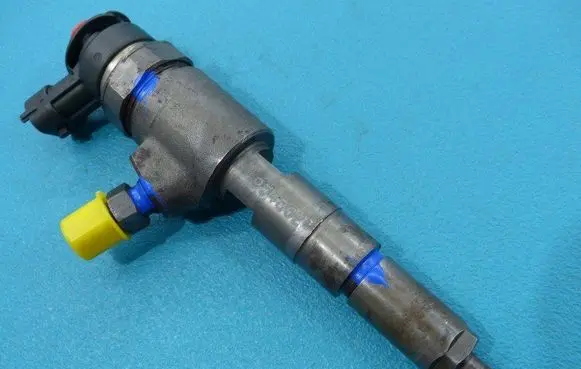 Peugeot 206 Fuel injector 0445110075 IMPRK934862
