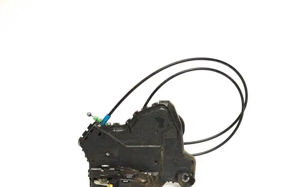 Toyota Auris 150 Front door lock 