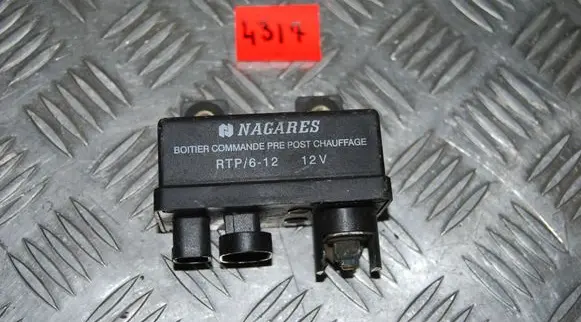 Mitsubishi Carisma Glow plug pre-heat relay 7700107794