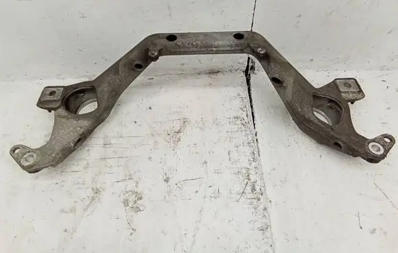 Audi Q7 4L Front subframe 7L6199207B