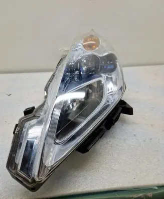 Nissan Leaf I (ZE0) Headlight/headlamp