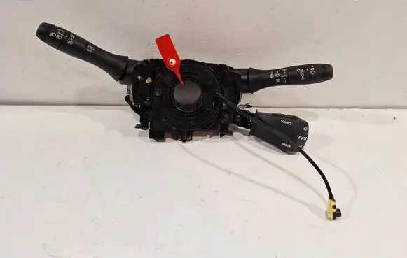 Dacia Sandero III Wiper turn signal indicator stalk/switch 255670975R