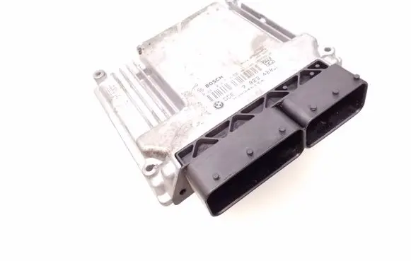 BMW 1 E81 E87 Engine control unit/module 0281014572 7823420