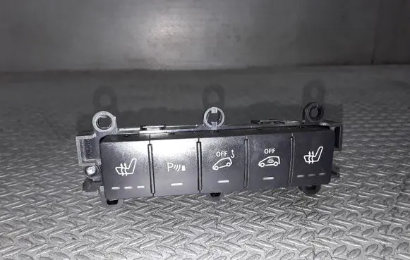 Mercedes-Benz B W245 Seat heating switch 1698208910