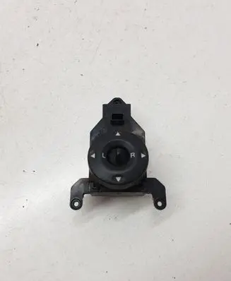 Hyundai Santa Fe Wing mirror switch 371480