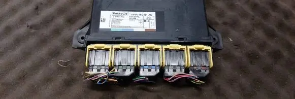 Ford Focus Comfort/convenience module AV6N19G481AK 5WK49778L