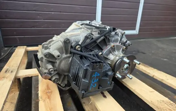 Toyota Land Cruiser (J150) Gearbox transfer box case 