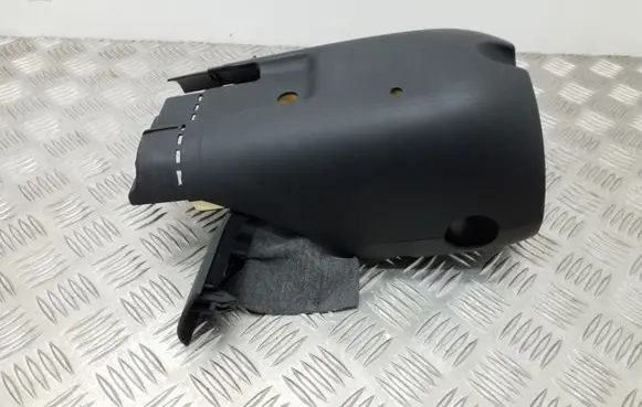Steering wheel column trim