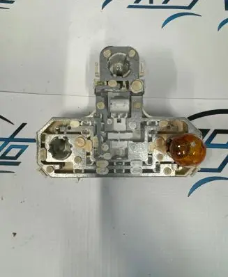 Volvo S80 Tail light bulb cover holder 14997401 3290 P21W