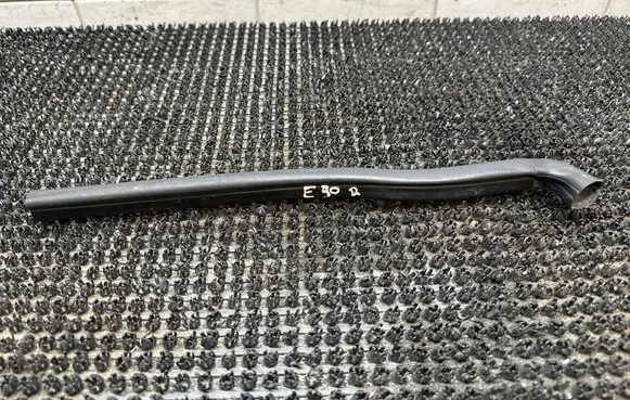BMW 3 E90 E91 Engine compartment rubber 7159606