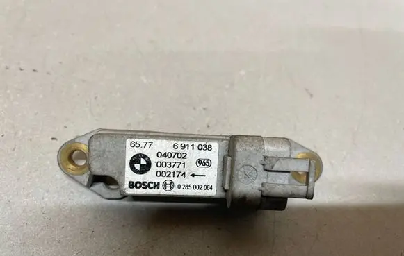 BMW X5 E53 Airbag deployment crash/impact sensor 6911038