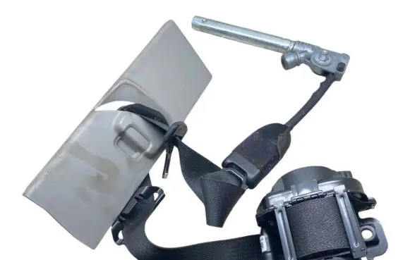 Chevrolet Aveo Front seatbelt 95963886 618427300 688309590