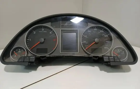 Audi A4 S4 B7 8E 8H Speedometer (instrument cluster) 8E0920951E 9282000650 0263626092