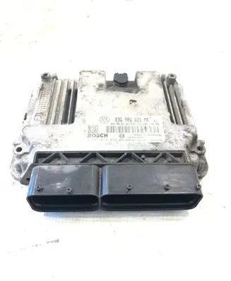 Volkswagen Touran I Engine control unit/module 03G906021AN 03G906021MM 0281014044