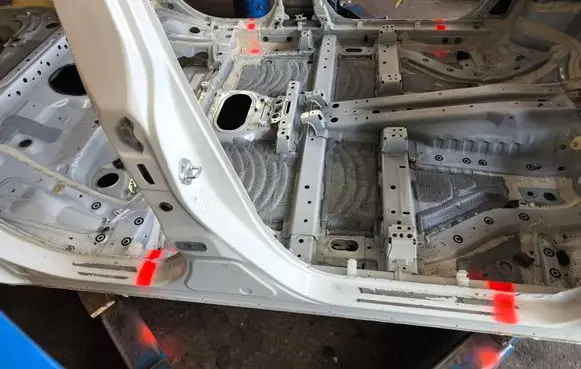 Toyota C-HR II Pillar (middle) 