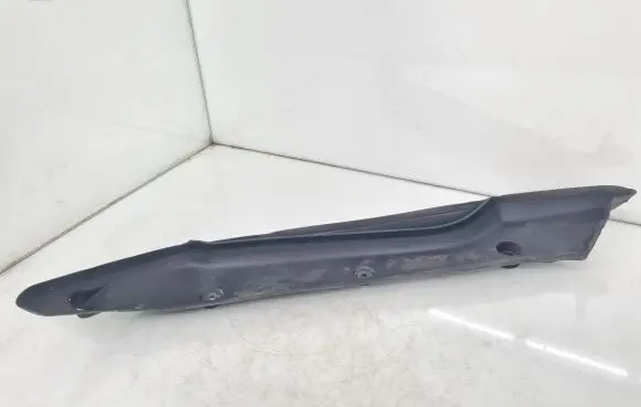 Porsche Taycan 9J1 Fender end trim 9J1854778