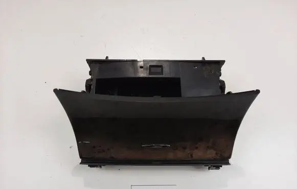 Ashtray (front)