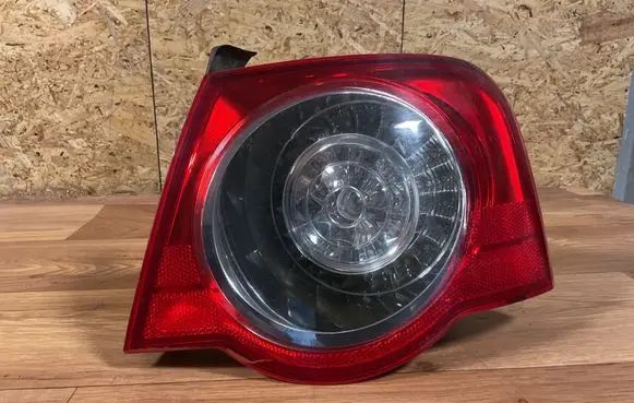 Volkswagen PASSAT B6 Rear/tail lights 3C5945096