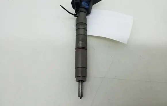 Mercedes-Benz E W212 Fuel injector A6420701187