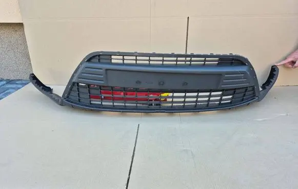 Ford Kuga I Front bumper 8V4117C749A