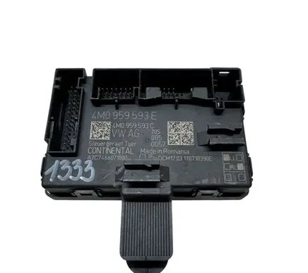 Audi Q7 4M Door control unit/module 4M0959593E 4M0959593C