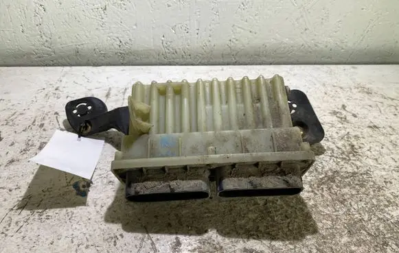 Opel Zafira A Coolant fan relay 15498375 24462346