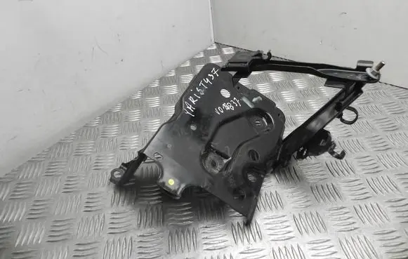 Battery tray