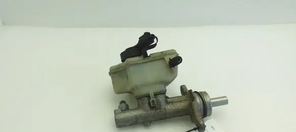 Volkswagen Caddy Master brake cylinder 1K1611301C 1K1614019B