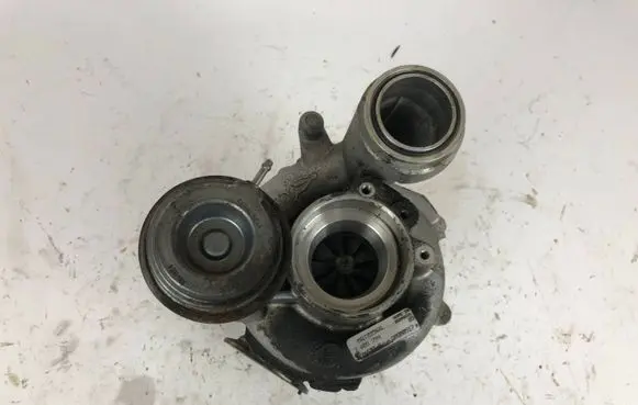 BMW 7 F01 F02 F03 F04 Turbo 7605794 ZIS00990