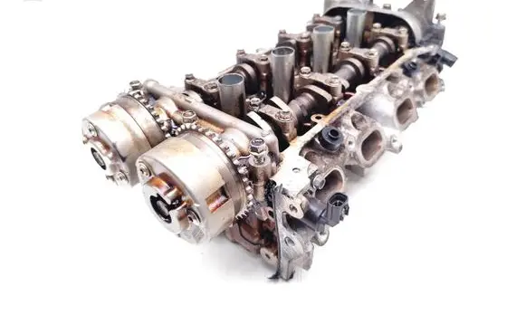 Mitsubishi Eclipse Cross Engine head 00989892