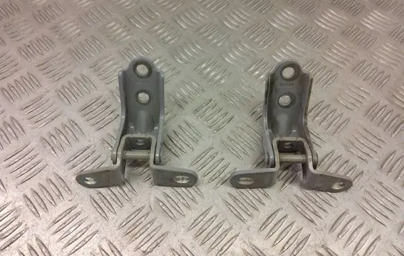 Hyundai Kona I Front door hinge set 