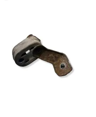 Audi A4 S4 B6 8E 8H Muffler mount bracket/holder 8D0253147E