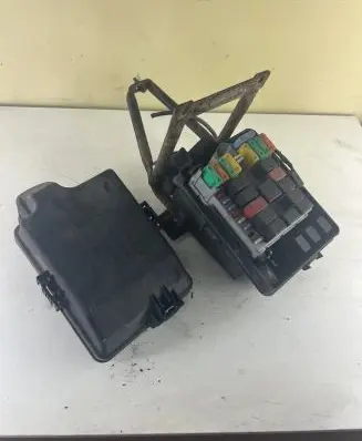 Iveco Daily 4th gen Fuse module 69501171 69500167