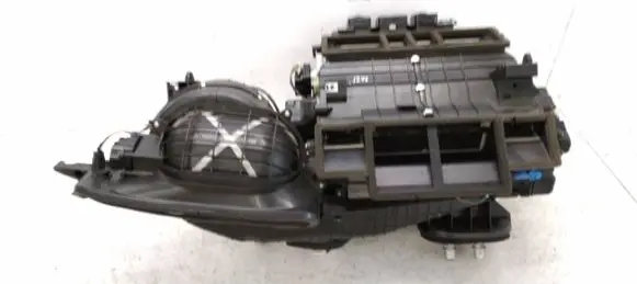 Renault Latitude (L70) Interior heater climate box assembly housing 272700042R PR00148 C2160002
