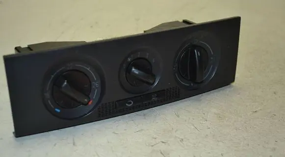 Skoda Fabia Mk1 (6Y) Climate control unit 6Y0820045B