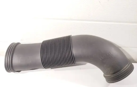 Iveco Daily 5th gen Air intake duct part 5801317091