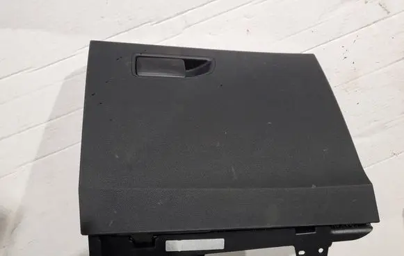 Peugeot 5008 II Glove box 1032300218483 710323 00219656