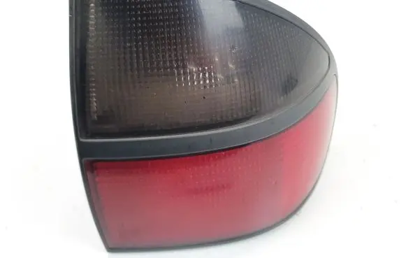 Renault Laguna I Rear/tail lights 7700820051