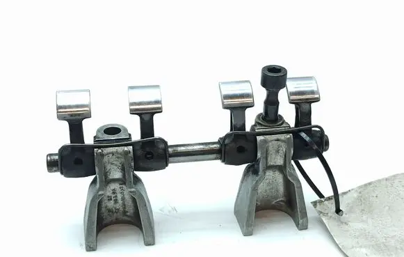 Mercedes-Benz COMPAKT W115 Valve rocker arm R6150550110