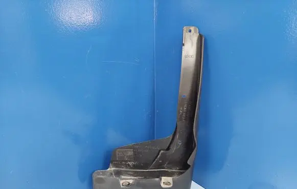 Lexus RX 450H Front mudguard 76622YY110A PU06048016MG PU0604801TF1