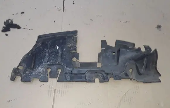 Audi A8 S8 D4 4H Intercooler air guide/duct channel 4H0121283E