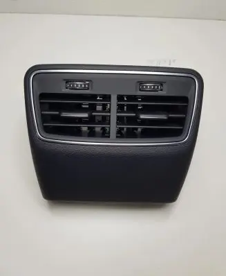 Rear air vent grill
