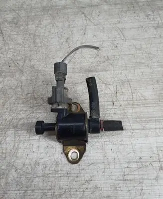 Renault Megane I Turbo solenoid valve 7700859501