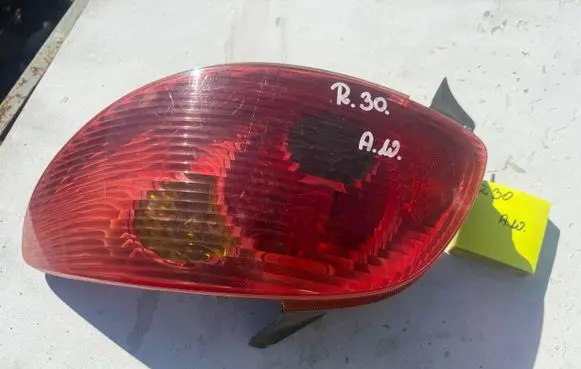 Peugeot 206 Rear/tail lights 