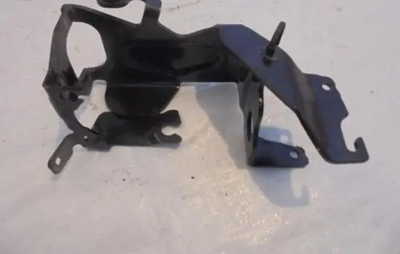 Citroen C3 Aircross ABS pump bracket 